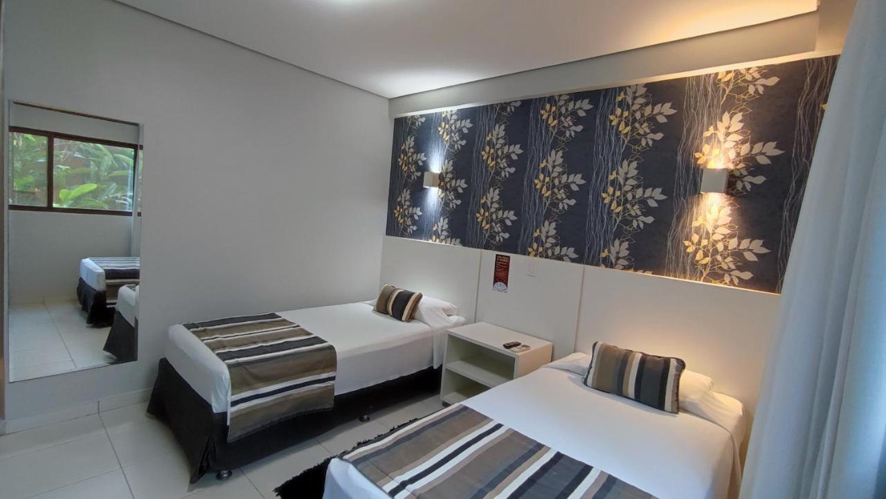 Hotel Girassol Plaza Palmas  Exterior photo
