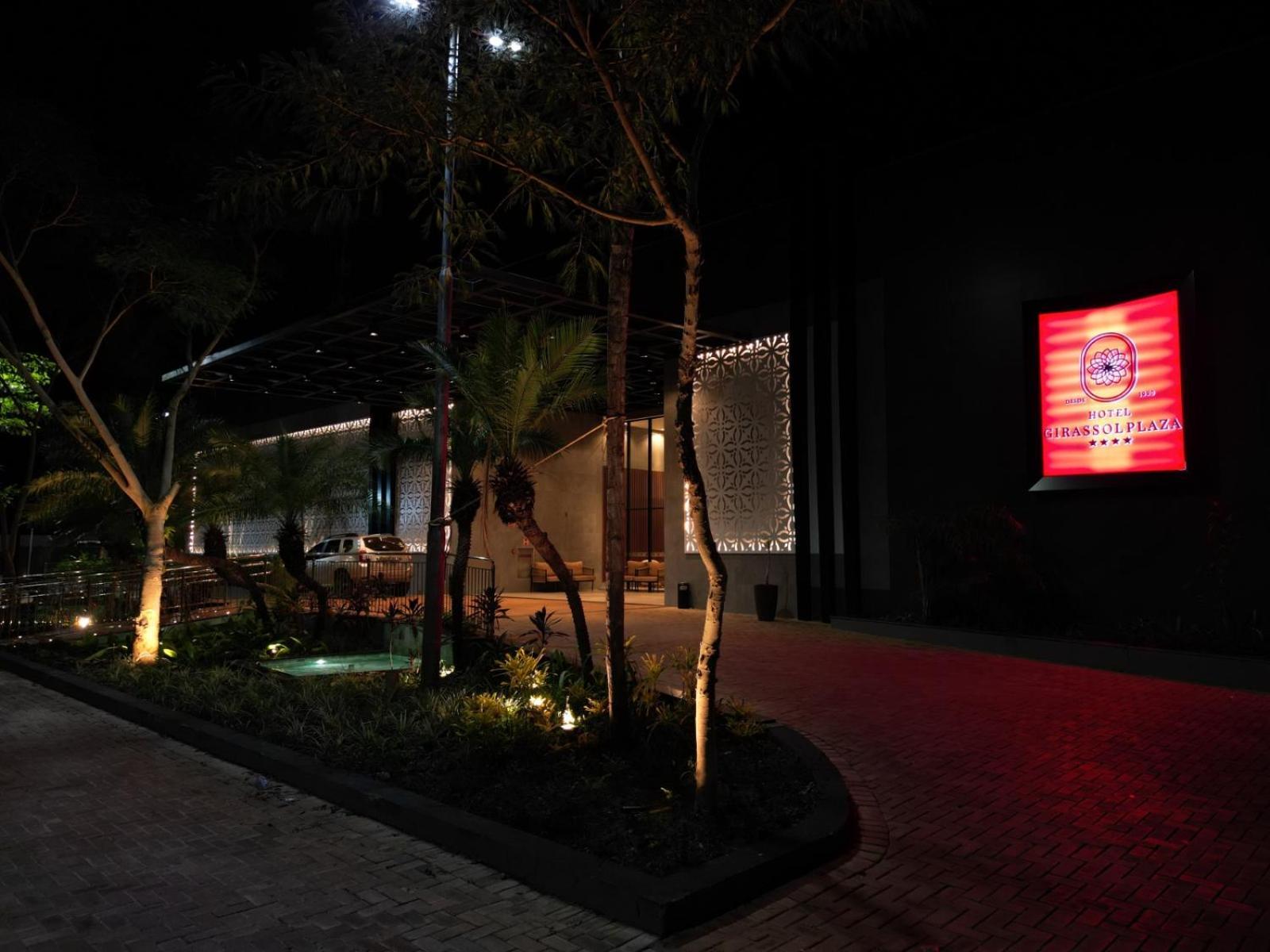 Hotel Girassol Plaza Palmas  Exterior photo