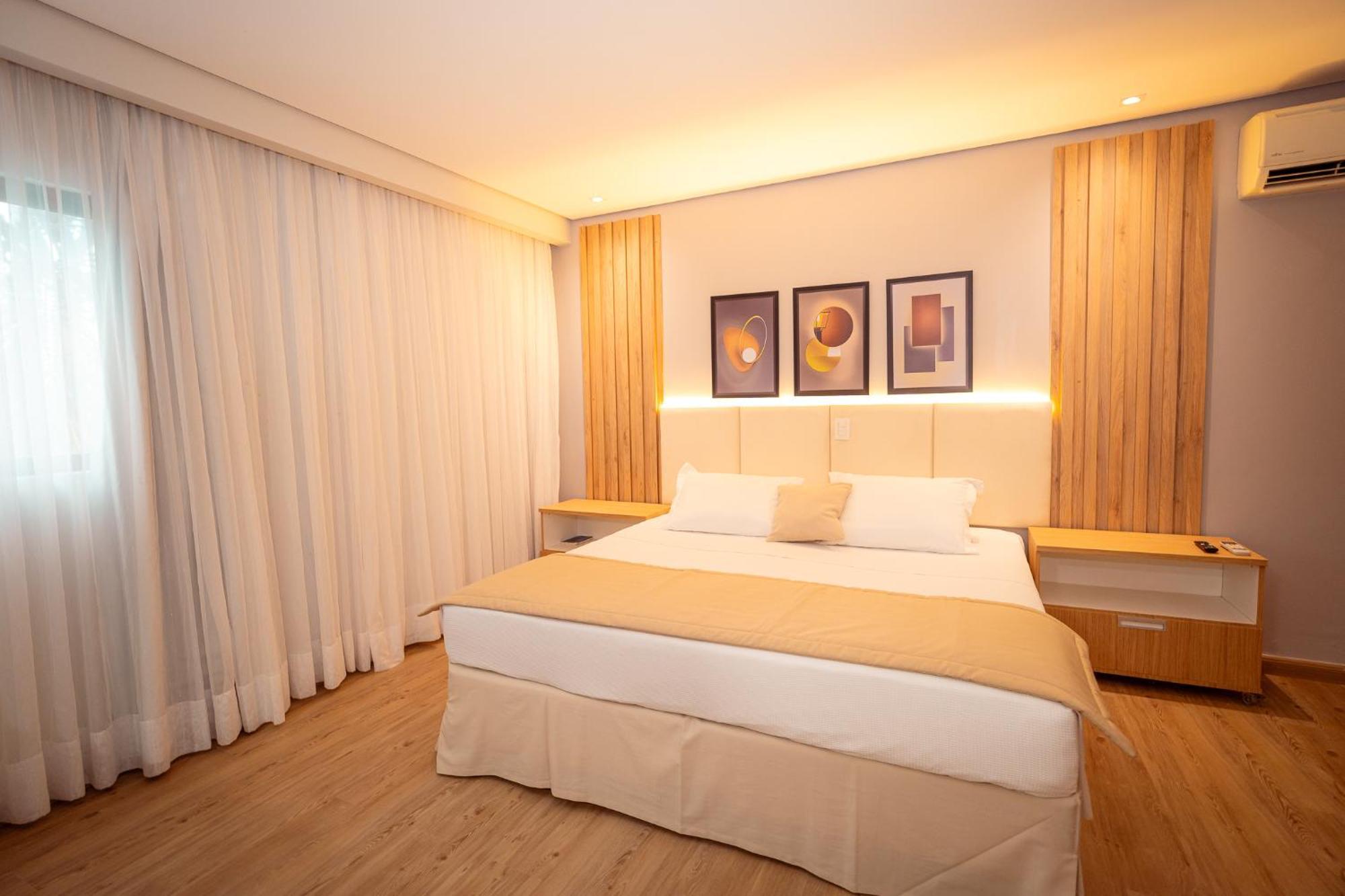 Hotel Girassol Plaza Palmas  Exterior photo
